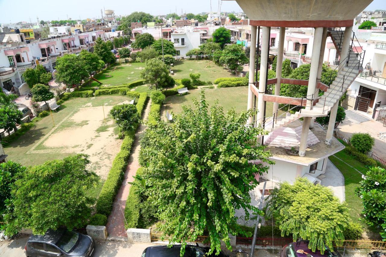 Tuk Tuk Homestay Agra  Exterior foto